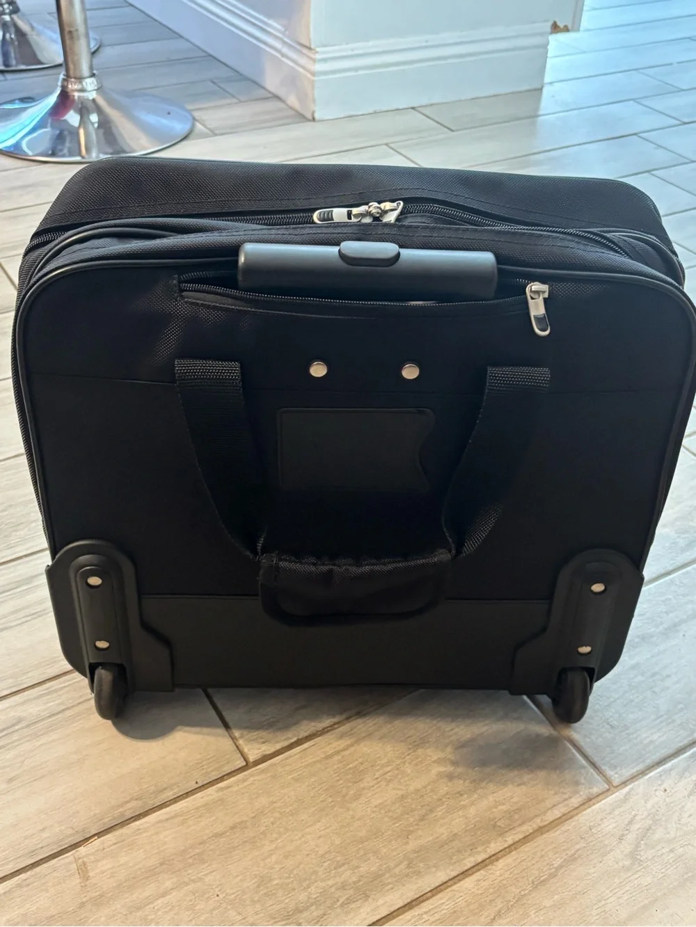 Targus Black Rolling Laptop Case with Front Organizer Pocket